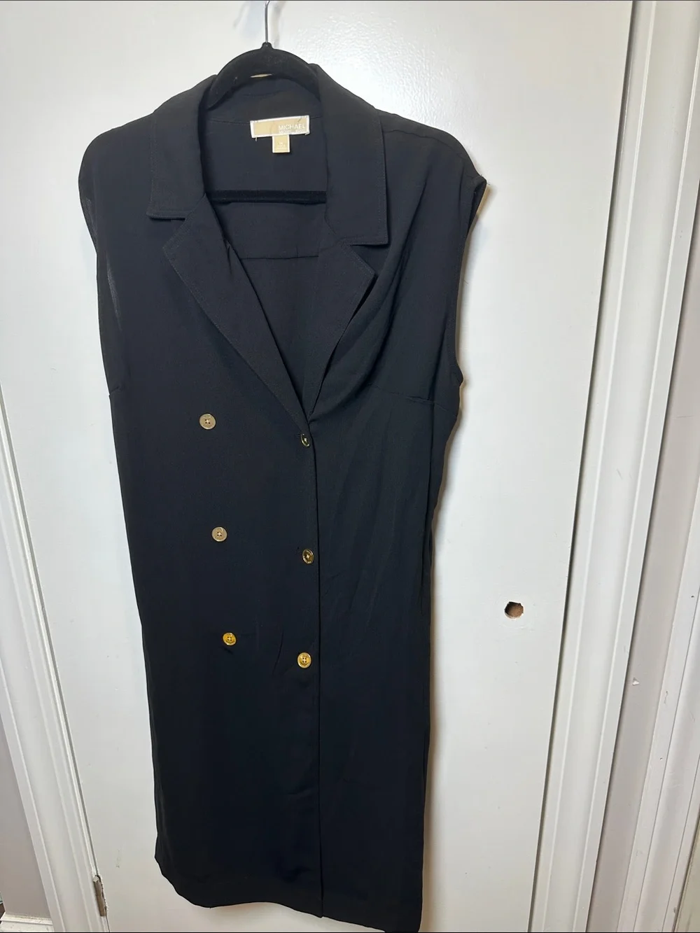 Michael Kors Black Sleeveless Double-Breasted Dress with Gold Buttons (27)
